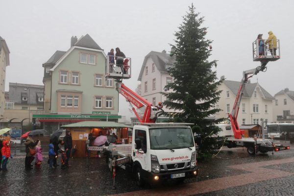 Galerie: Weihnachtsbaumschmücken 2018 » Handwerk und Gewerbe in Königstein :: HGK » Handel in der Kurstadt